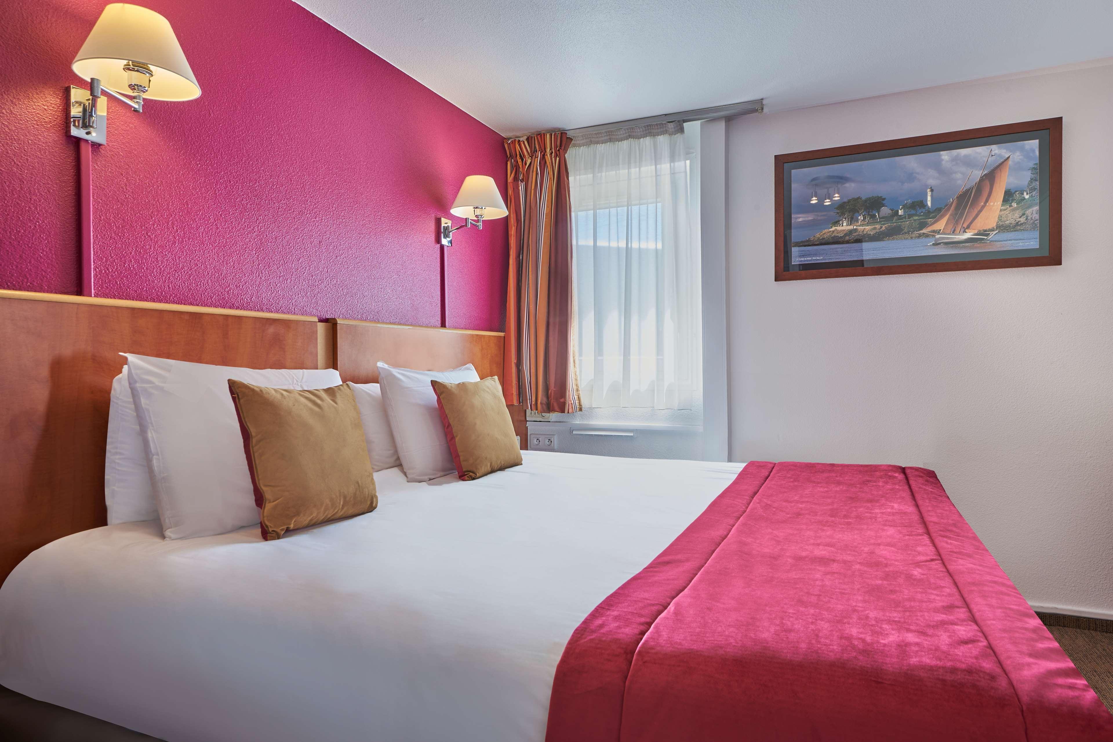 Kyriad Paris Sud Les Ulis Courtaboeuf Экстерьер фото